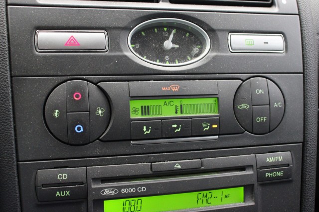 FORD MONDEO Wagon 1.8-16V Ambiente - , Autobedrijf Zieleman, Nieuwleusen