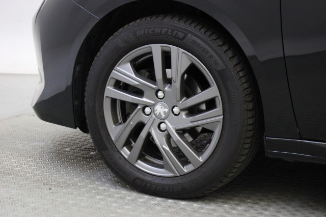 PEUGEOT 208 1.2 PureTech Active Pack Automaat - , Autobedrijf Zieleman, Nieuwleusen