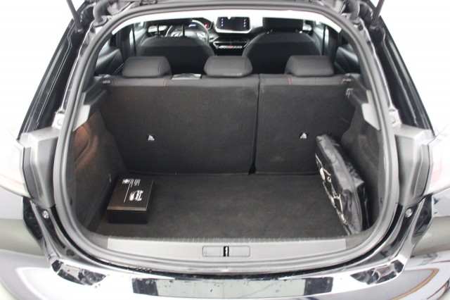 PEUGEOT 208 1.2 PureTech Active Pack Automaat - , Autobedrijf Zieleman, Nieuwleusen