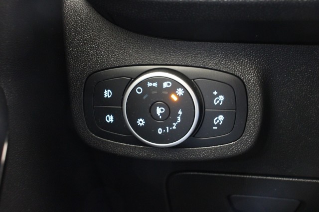 FORD FIESTA 1.1 Trend 5 Deurs - Carplay, Navi, Cruise, Lichtmetalen Velgen, Autobedrijf Zieleman, Nieuwleusen