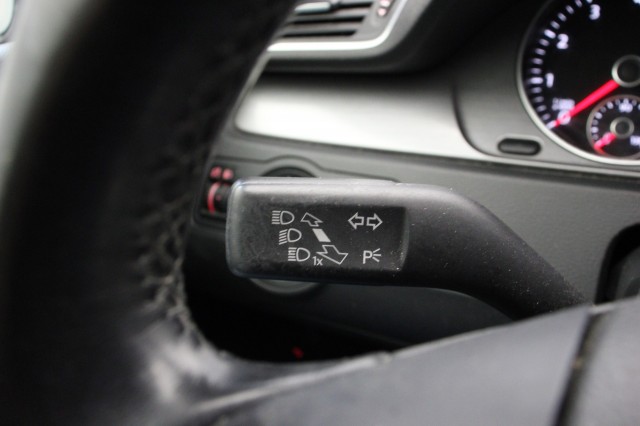 VOLKSWAGEN PASSAT 1.4 TSI Highline BlueMotion - , Autobedrijf Zieleman, Nieuwleusen