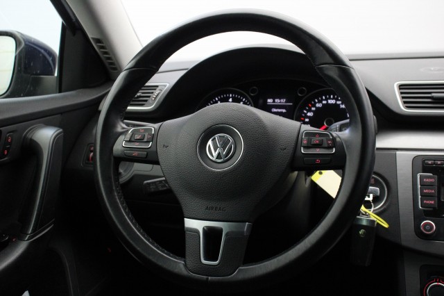 VOLKSWAGEN PASSAT 1.4 TSI Highline BlueMotion - , Autobedrijf Zieleman, Nieuwleusen