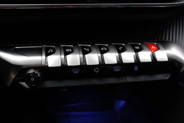 PEUGEOT 3008 1.2 PureTech Allure - , Autobedrijf Zieleman, Nieuwleusen