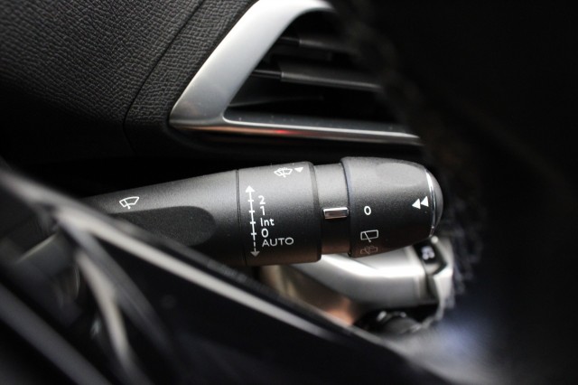 PEUGEOT 3008 1.2 PureTech Allure - , Autobedrijf Zieleman, Nieuwleusen