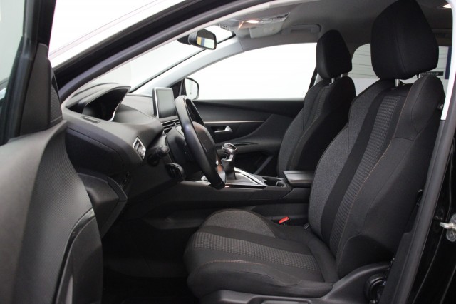 PEUGEOT 5008 1.2 PureTech Advanced Grip Control Allure 7 Persoons - Carplay, Autobedrijf Zieleman, Nieuwleusen
