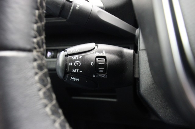 PEUGEOT 5008 1.2 PureTech Advanced Grip Control Allure 7 Persoons - Carplay, Autobedrijf Zieleman, Nieuwleusen