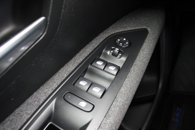 PEUGEOT 5008 1.2 PureTech Advanced Grip Control Allure 7 Persoons - Carplay, Autobedrijf Zieleman, Nieuwleusen