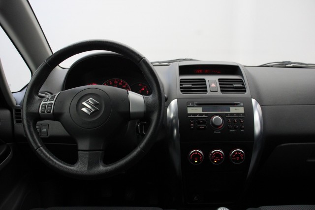 SUZUKI SX4 1.6 Exclusive - 1e Eigenaar, Airco, Keyless, NAP, Autobedrijf Zieleman, Nieuwleusen