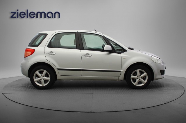 SUZUKI SX4 1.6 Exclusive - 1e Eigenaar, Airco, Keyless, NAP, Autobedrijf Zieleman, Nieuwleusen