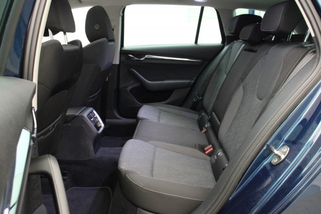 SKODA OCTAVIA Combi 1.5 TSI First Edition - , Autobedrijf Zieleman, Nieuwleusen