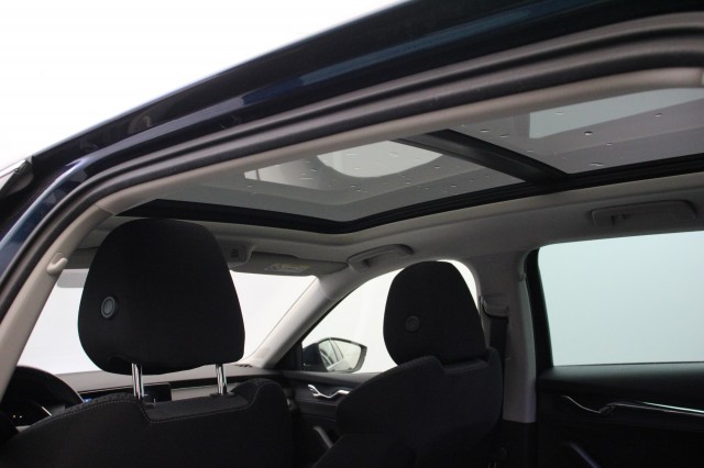 SKODA OCTAVIA Combi 1.5 TSI First Edition - , Autobedrijf Zieleman, Nieuwleusen