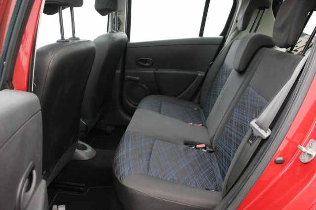 RENAULT CLIO 1.4-16V Business Line - , Autobedrijf Zieleman, Nieuwleusen