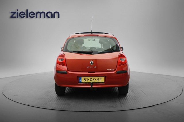 RENAULT CLIO 1.4-16V Business Line - , Autobedrijf Zieleman, Nieuwleusen