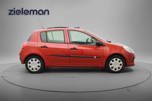 RENAULT CLIO 1.4-16V Business Line - , Autobedrijf Zieleman, Nieuwleusen