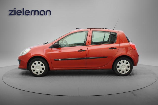 RENAULT CLIO 1.4-16V Business Line - , Autobedrijf Zieleman, Nieuwleusen