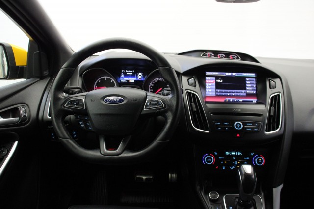 FORD FOCUS Wagon 2.0 TDCI ST Automaat 185 PK - , Autobedrijf Zieleman, Nieuwleusen