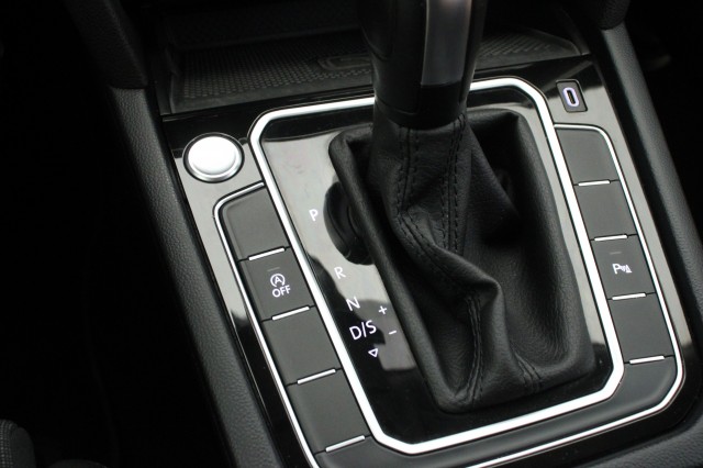 VOLKSWAGEN PASSAT Variant 1.5 TSI Business Automaat - , Autobedrijf Zieleman, Nieuwleusen
