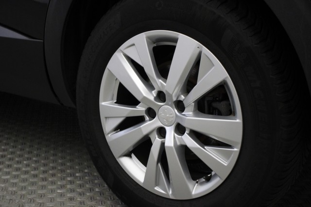 PEUGEOT 5008 1.2 PureTech Active Pack - , Autobedrijf Zieleman, Nieuwleusen