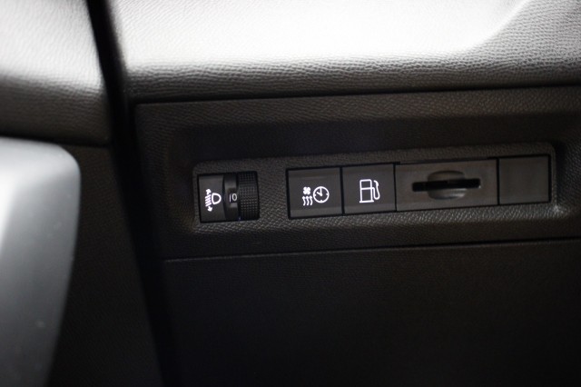 PEUGEOT 308 1.6 Hybrid 180 Allure Pack Business - , Autobedrijf Zieleman, Nieuwleusen