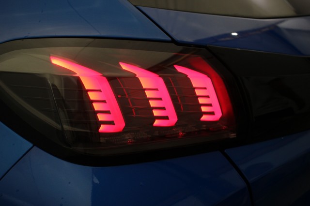 PEUGEOT 208 1.2 PureTech GT-Line - , Autobedrijf Zieleman, Nieuwleusen