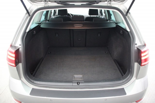 VOLKSWAGEN GOLF Variant 1.5 TSI Highline Business R -, Autobedrijf Zieleman, Nieuwleusen