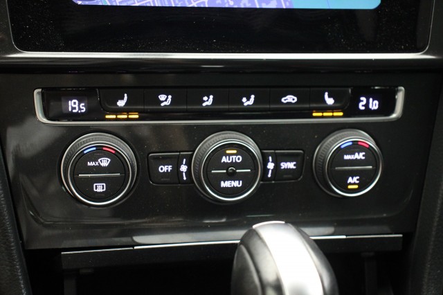 VOLKSWAGEN GOLF Variant 1.5 TSI Highline Business R -, Autobedrijf Zieleman, Nieuwleusen