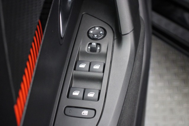 PEUGEOT 2008 1.2 PureTech Active Automaat - , Autobedrijf Zieleman, Nieuwleusen