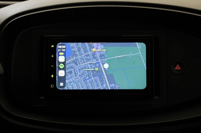 TOYOTA AYGO X 1.0 VVT-i MT - Carplay, Cruise, Airco, Autobedrijf Zieleman, Nieuwleusen
