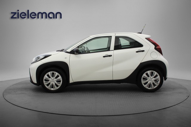 TOYOTA AYGO X 1.0 VVT-i MT - Carplay, Cruise, Airco, Autobedrijf Zieleman, Nieuwleusen