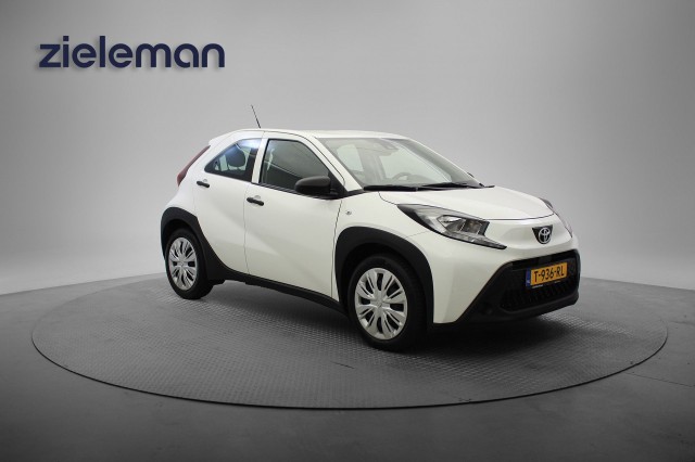 TOYOTA AYGO X 1.0 VVT-i MT - Carplay, Cruise, Airco, Autobedrijf Zieleman, Nieuwleusen