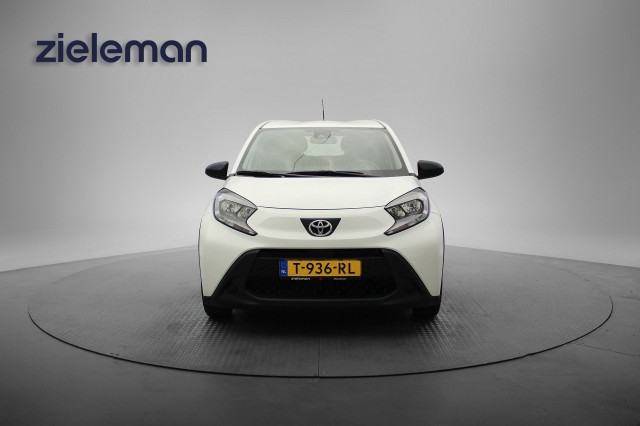 TOYOTA AYGO X 1.0 VVT-i MT - Carplay, Cruise, Airco, Autobedrijf Zieleman, Nieuwleusen