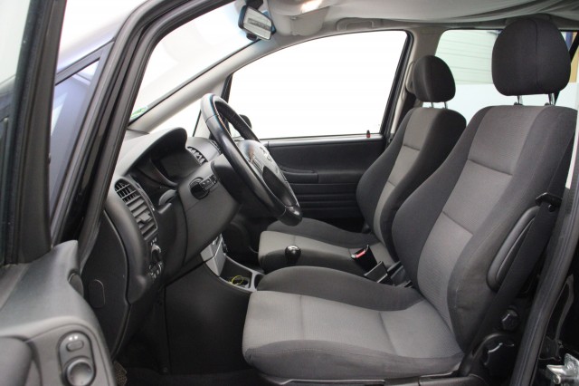 OPEL ZAFIRA 2.2-16V Elegance 7 Persoons - , Autobedrijf Zieleman, Nieuwleusen