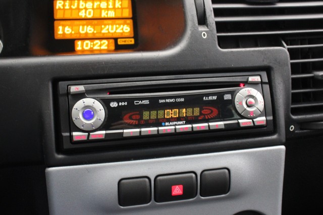 OPEL ZAFIRA 2.2-16V Elegance 7 Persoons - , Autobedrijf Zieleman, Nieuwleusen