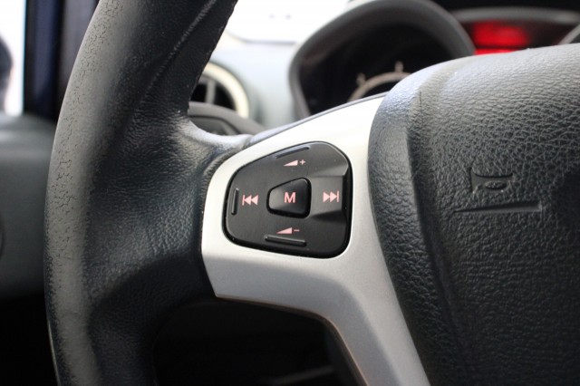 FORD FIESTA 1.6 TDCi Ghia - , Autobedrijf Zieleman, Nieuwleusen