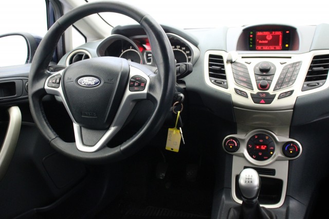 FORD FIESTA 1.6 TDCi Ghia - , Autobedrijf Zieleman, Nieuwleusen