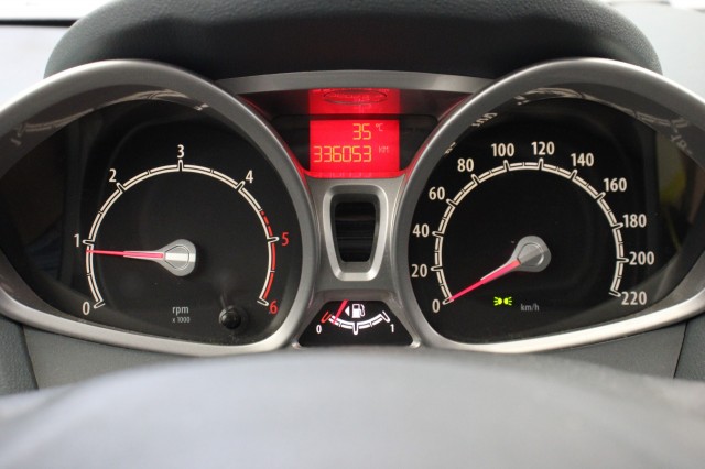 FORD FIESTA 1.6 TDCi Ghia - , Autobedrijf Zieleman, Nieuwleusen