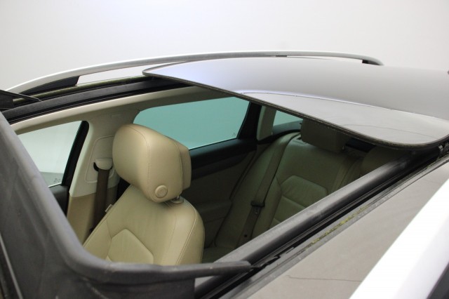 VOLKSWAGEN PASSAT Variant 1.6 TDI R-line BlueMotion - , Autobedrijf Zieleman, Nieuwleusen