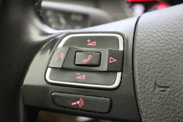 VOLKSWAGEN PASSAT Variant 1.6 TDI R-line BlueMotion - , Autobedrijf Zieleman, Nieuwleusen