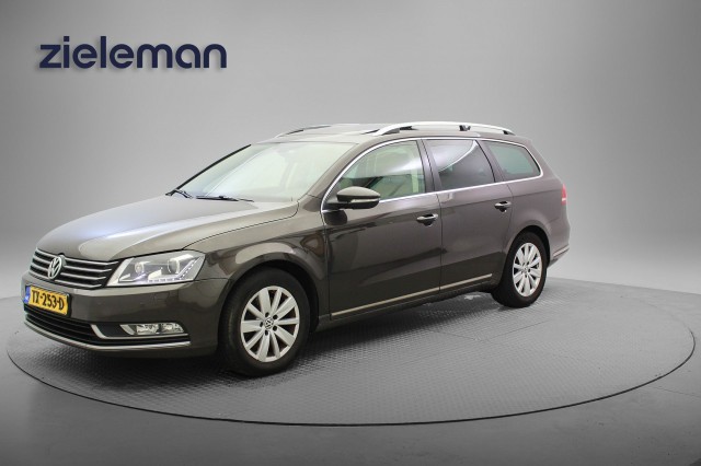 VOLKSWAGEN PASSAT Variant 1.6 TDI R-line BlueMotion - , Autobedrijf Zieleman, Nieuwleusen