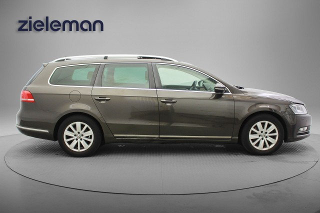 VOLKSWAGEN PASSAT Variant 1.6 TDI R-line BlueMotion - , Autobedrijf Zieleman, Nieuwleusen