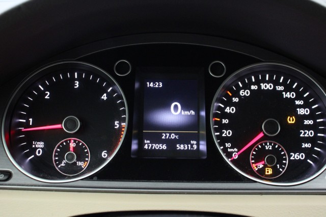 VOLKSWAGEN PASSAT Variant 1.6 TDI R-line BlueMotion - , Autobedrijf Zieleman, Nieuwleusen