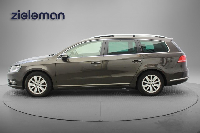 VOLKSWAGEN PASSAT Variant 1.6 TDI R-line BlueMotion - , Autobedrijf Zieleman, Nieuwleusen