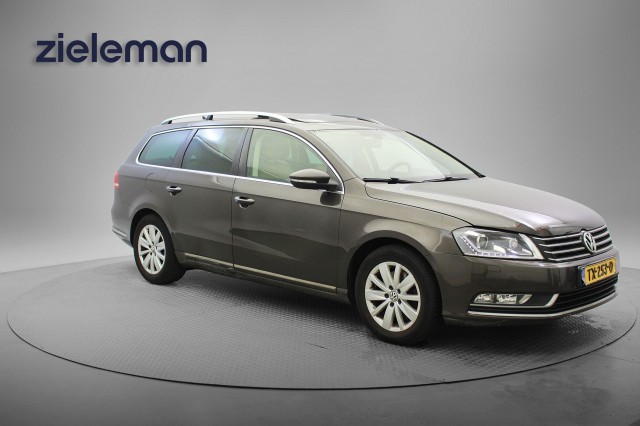 VOLKSWAGEN PASSAT Variant 1.6 TDI R-line BlueMotion - , Autobedrijf Zieleman, Nieuwleusen