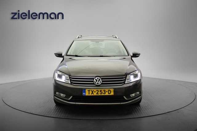 VOLKSWAGEN PASSAT Variant 1.6 TDI R-line BlueMotion - , Autobedrijf Zieleman, Nieuwleusen