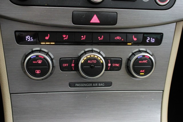 VOLKSWAGEN PASSAT Variant 1.6 TDI R-line BlueMotion - , Autobedrijf Zieleman, Nieuwleusen