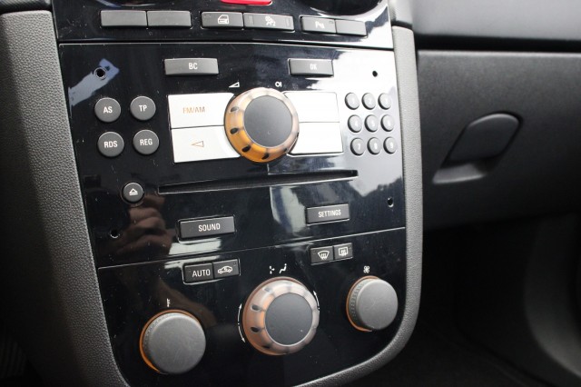 OPEL CORSA 1.4-16V Cosmo - , Autobedrijf Zieleman, Nieuwleusen