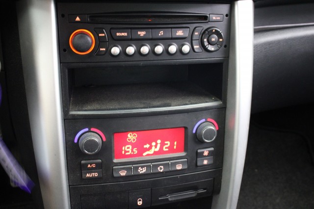 PEUGEOT 207 1.6 VTi XS 5 Deurs - , Autobedrijf Zieleman, Nieuwleusen