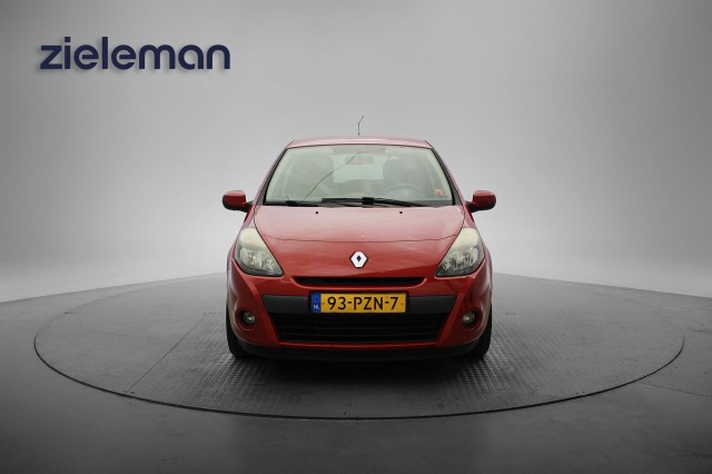 RENAULT CLIO 1.5 dCi Parisienne - , Autobedrijf Zieleman, Nieuwleusen