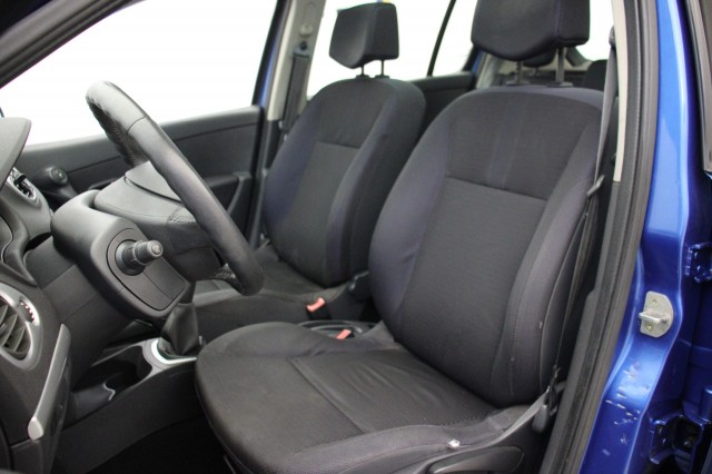 RENAULT CLIO 1.4-16V Dynamique Luxe - , Autobedrijf Zieleman, Nieuwleusen