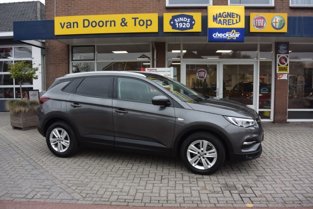 OPEL GRANDLAND X 1.2 TURBO BUS. EX., Van Doorn en Top, Nijkerkerveen